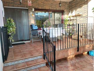 Casa adossada  Juan negrín. En venta estupendo adosado unifamiliar en puerto de sagunto