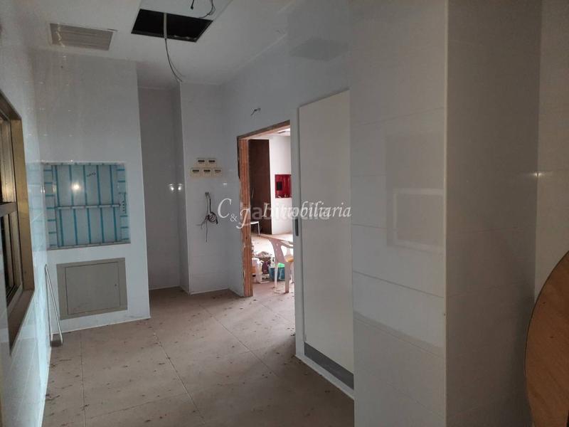 Foto 9b63db91-2c6d-43e3-8b1b-b2745f98a748. Locale commerciale in Albalat dels Tarongers