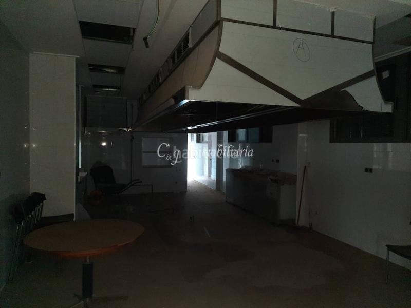 Foto c322b5b5-458a-4b0d-a15a-5d1f0467e6f0. Locale commerciale in Albalat dels Tarongers
