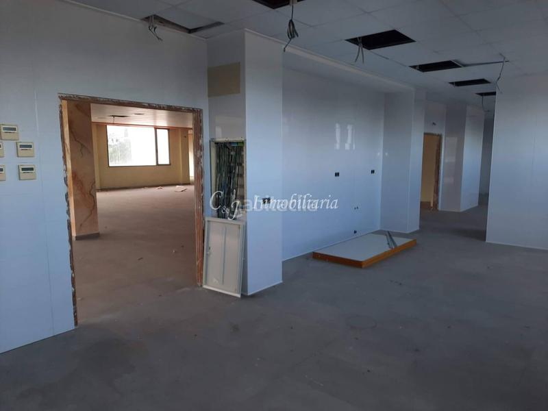 Foto c8d8f530-cc8e-4f56-8e44-b15dd396fd0e. Locale commerciale in Albalat dels Tarongers