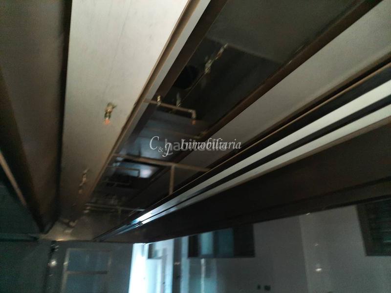 Foto d7df8bc2-785c-4b6a-9409-284ac527a435. Locale commerciale in Albalat dels Tarongers
