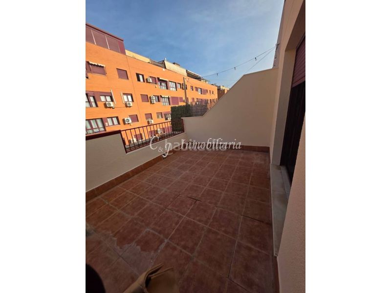 Foto 34d44e47-658a-4e73-b378-2b9ad611b01e. Casa amb aparcament piscina a Avenida de Abril-9 de Octubre Sagunt