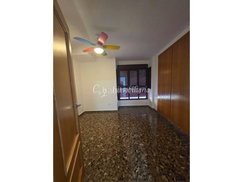 Foto af4c8556-7201-45d3-ac7f-b14dbeed390c. Casa amb aparcament piscina a Avenida de Abril-9 de Octubre Sagunt