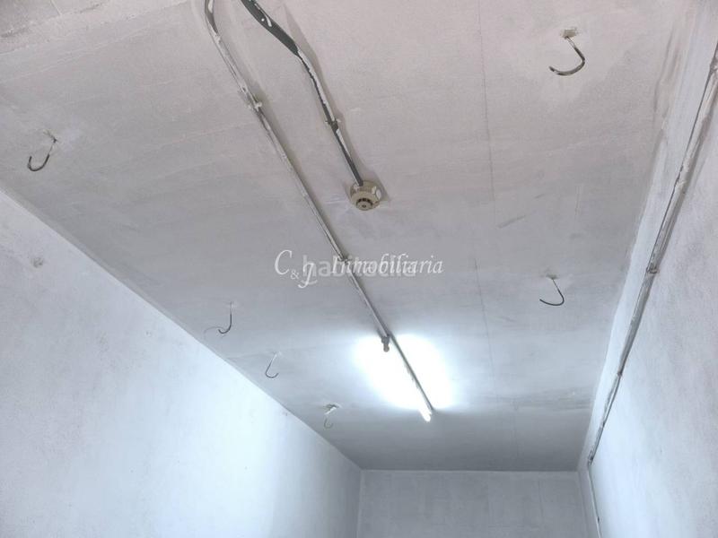 Foto 59df66b7-15d1-4d35-9f22-1bf7aba05e30. Autoparkplatz in Avenida de Abril-9 de Octubre Sagunt