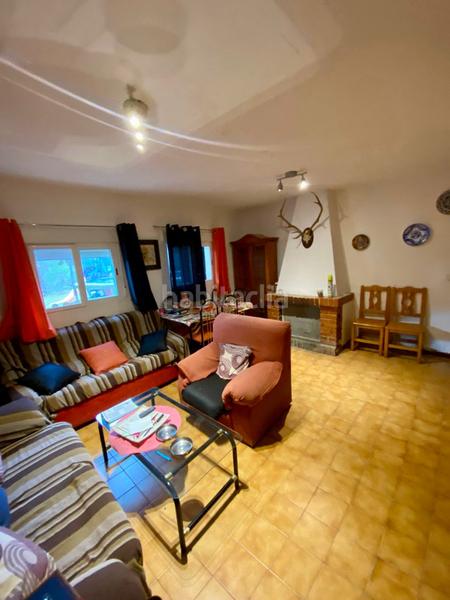 Foto 8e9187e7-8ed8-4c2c-b816-a1de384ed770. Xalet amb piscina a Trillo