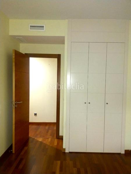 Foto 0fc55bbc-be8b-4288-99f2-2770df097a0c. Pis amb aparcament piscina a Yebes - valdeluz Yebes