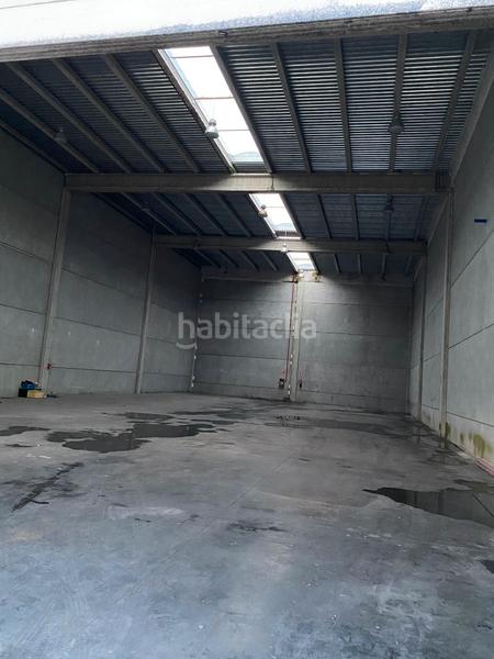 Foto 4f885c93-b07c-4d1f-bb0e-96653e64f61e. Bâtiment à usage industriel dans Fontanar