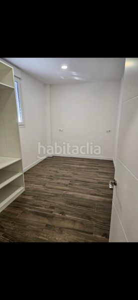 Foto e43db0d5-4eab-460b-b560-934496550c32. Estudi a Montserrat-Parque Empresarial San Fernando de Henares