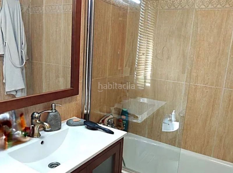 Foto e024ad08-7a50-4700-bd66-ef6c0951d368. Casa aparellada amb calefacció aparcament piscina a Pioz