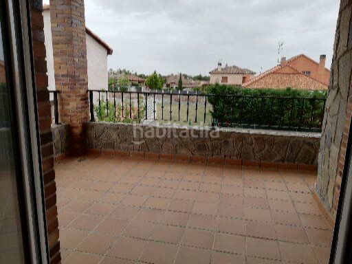 Foto 3aaf6a91-3f35-4c26-b080-bdd687c818d2. Xalet amb xemeneia calefacció aparcament piscina a Chiloeches