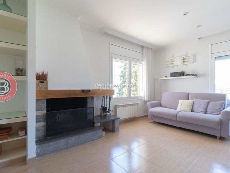 Foto 157753c4-01d5-4549-a334-15d335ebae31. Xalet amb aparcament a Piera