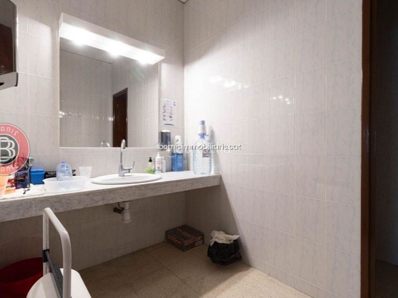 Foto 537d3e1d-2ba0-4c75-800f-2a3997d8d402. Local comercial en Piera
