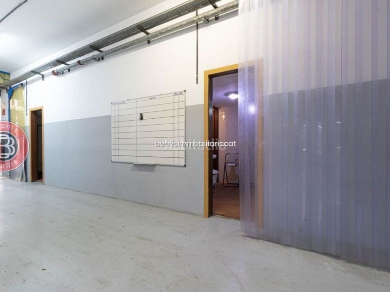 Foto a27d98b8-5077-4fff-80a6-8575774b89c0. Local comercial en Piera