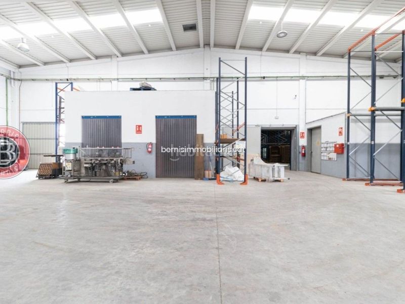 Foto d0ce6441-679f-448e-9946-aceaf22ca4e9. Local comercial en Piera