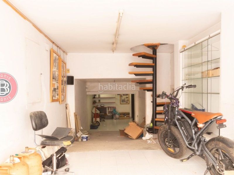 Foto 0b702d0b-5b05-4199-87a3-6575d1641ad6. Local comercial en calle de la plaça 19 en Piera