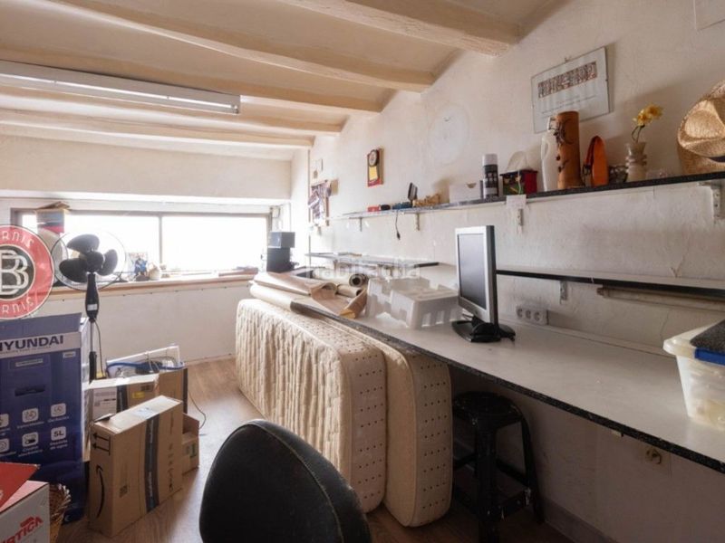 Foto cda504f6-d2b4-4b54-99f5-66ba6639ef79. Local comercial en calle de la plaça 19 en Piera