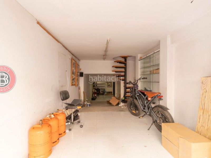 Foto d6760097-198b-4514-bed4-84033147ec51. Local comercial en calle de la plaça 19 en Piera