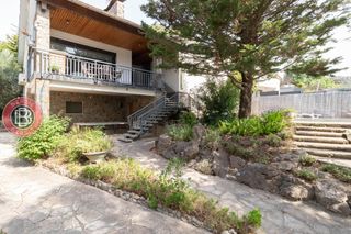Chalet  Calle duero. Casa independent amb piscina i màxima privacitat en una de les m