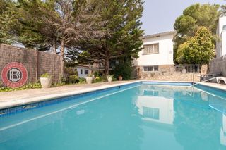 Chalet  Calle duero. Casa independent amb piscina i màxima privacitat en una de les m