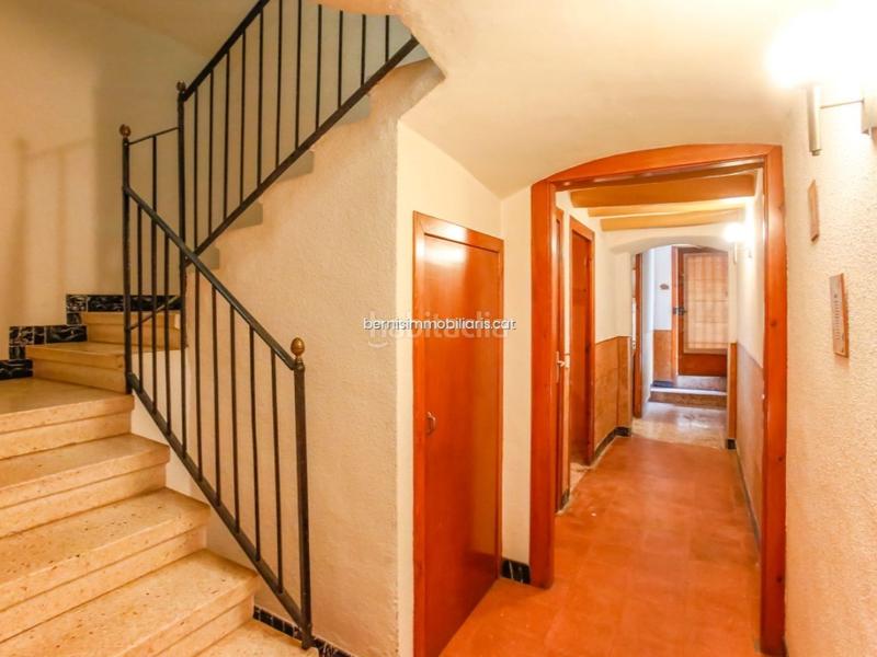 Foto 00e3c39b-ea84-451b-b95a-afa33a31f2a1. Reihenhaus in Piera