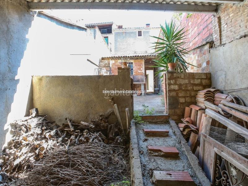 Foto 11e5d2c4-5421-46e7-a5e0-d1c11bee22fd. Reihenhaus in Piera