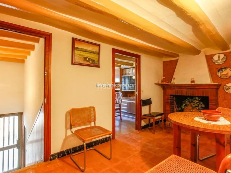 Foto 437273ab-90ce-43ab-9108-31391633f208. Reihenhaus in Piera