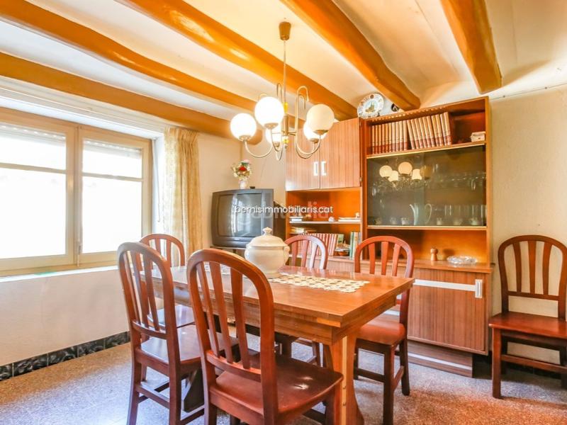 Foto 43efb7d6-5fc1-4017-bee3-efaef4be84f8. Reihenhaus in Piera