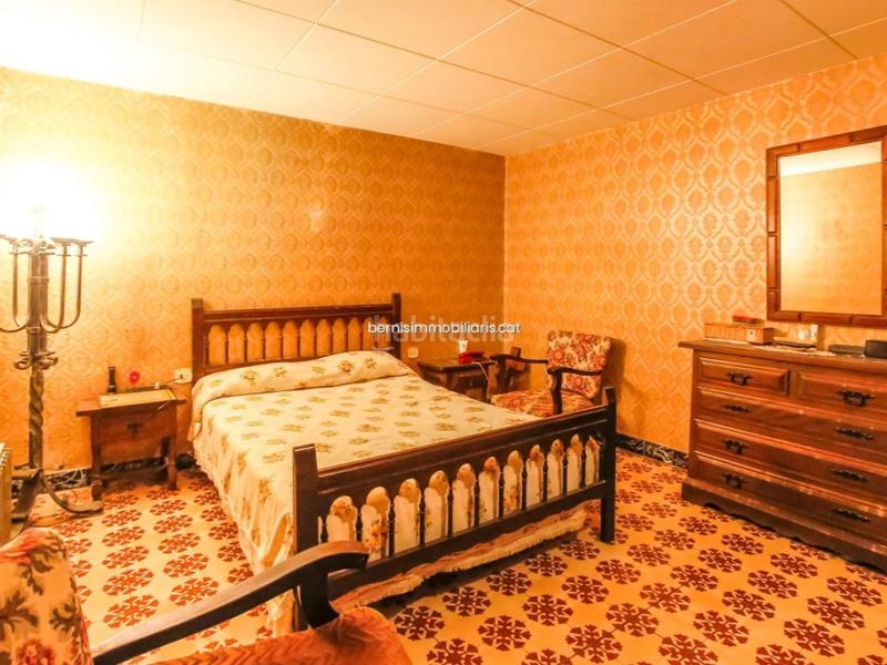 Foto 4b12cf2b-d81f-4b91-a7e9-ac26f38fc294. Reihenhaus in Piera