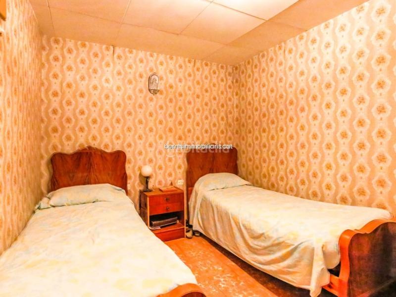 Foto 83f86887-9040-44d4-8206-f6d07c89ba84. Reihenhaus in Piera