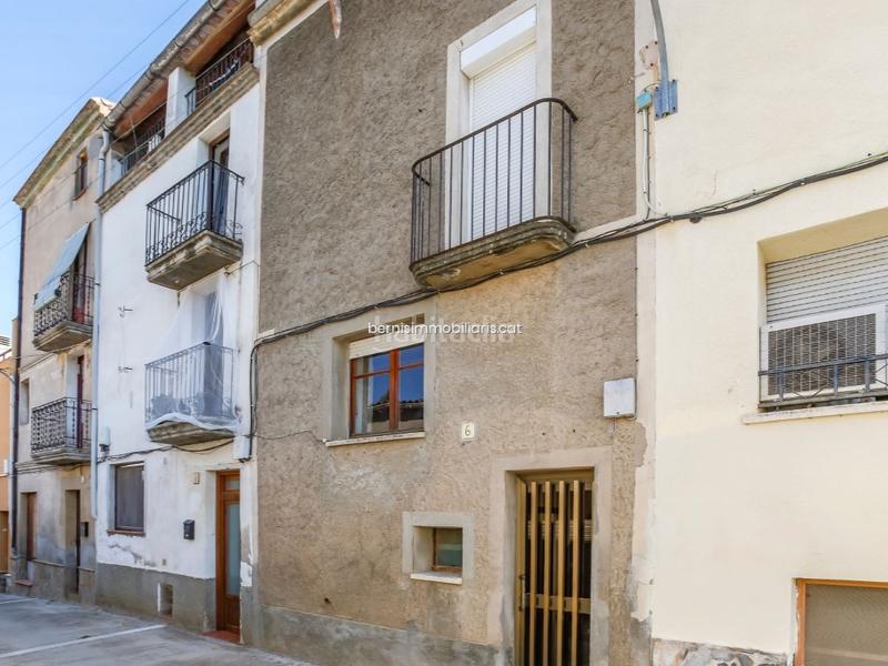 Foto 9ccc62c2-c5b8-4372-9bf9-57c6ed630003. Reihenhaus in Piera