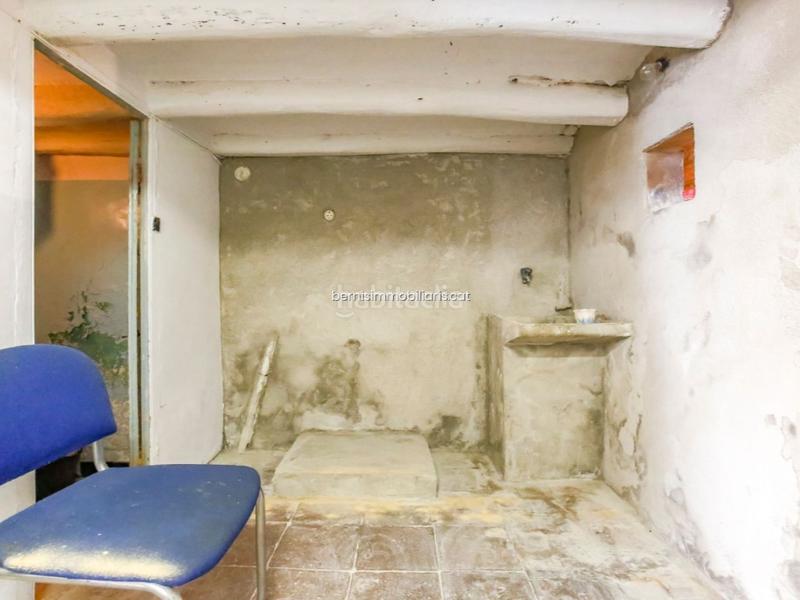 Foto b8d4fa2f-773a-4095-9efe-2b691f74880f. Reihenhaus in Piera