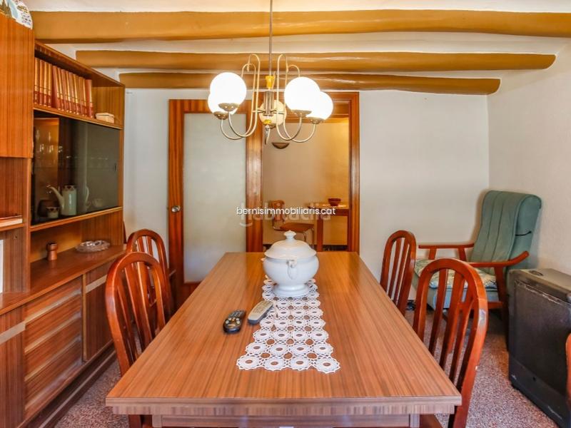 Foto e8a322ce-b100-4e93-858a-8e27b676d3b3. Reihenhaus in Piera