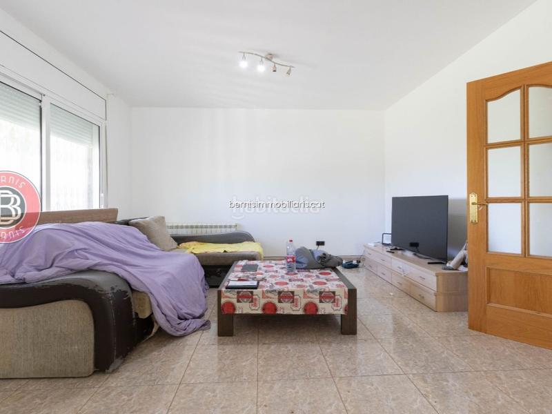 Foto 54b36a5b-eb01-4de2-8cb8-468cfcf133aa. Haus mit heizung parking in Masquefa