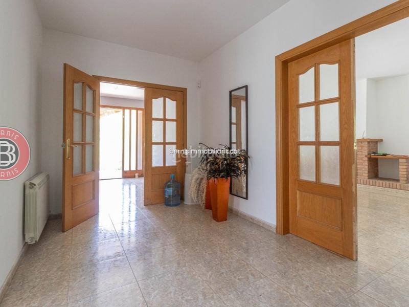 Foto ef3ac1e2-c8be-4455-ad60-79775b33174a. Haus mit heizung parking in Masquefa