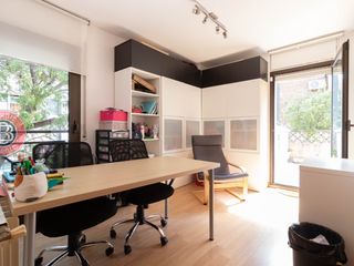 Appartement  Calle santa caterina. Piso 4 habitaciones venta igualada