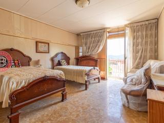 Casa  N/a. Casa histrica con encanto en sant jaume de sesoliveres  antigua