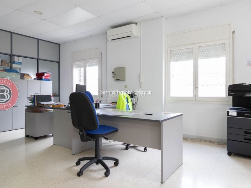 Foto b62b6192-78ba-4b1a-ad34-940a0bcc4690. Nau industrial a Piera