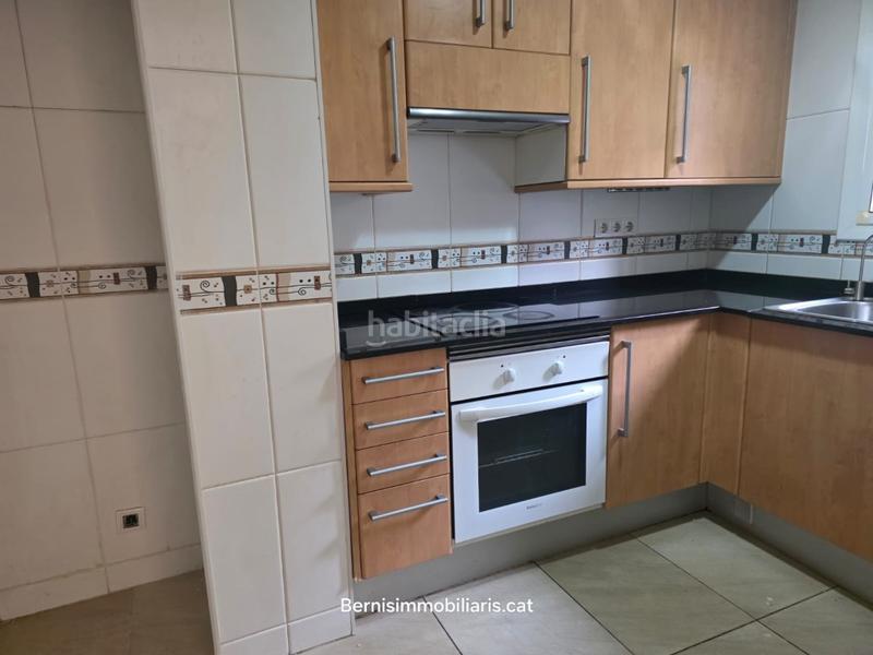 Foto 1aa55c93-f2f0-4fed-bc0a-2a9c4b6d1714. Pis amb calefacció aparcament a Piera