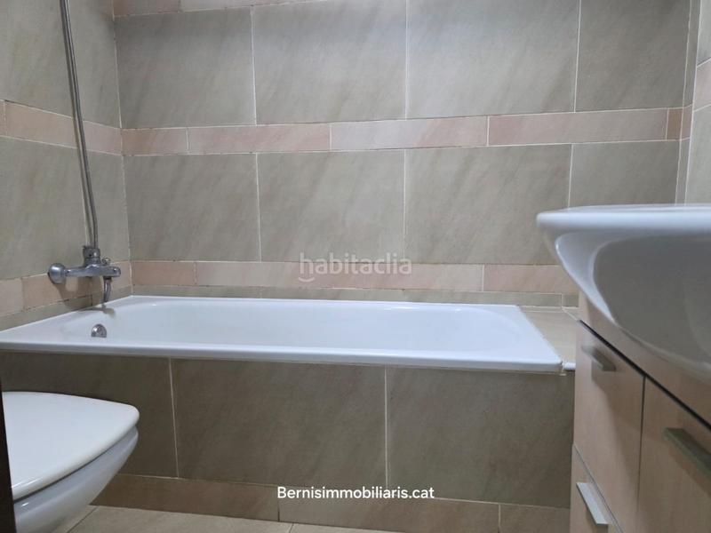 Foto 2665821f-160d-43c4-bad6-4a18dc31c73e. Pis amb calefacció aparcament a Piera