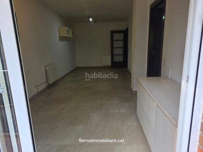 Foto f5a85855-d704-447d-8a52-47f2e091cb26. Pis amb calefacció aparcament a Piera