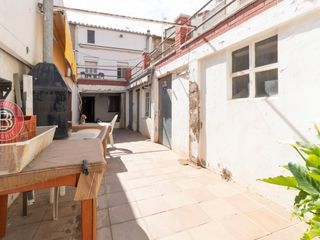 Casa a schiera  Calle sant cristofol. Vivienda adosada 5 habitaciones venta piera