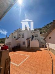 Chalet  Los lorentes, 213. Chalet independiente con vistas al mar y campo