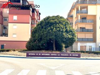 Appartement  Calle hojalateros. Piso totalmente amueblado, en residencial cerrado con gran patio