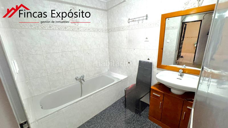 Foto 3bbcba77-e978-4fd0-aca5-00416e3cd5ce. Casa a Centro Histórico Vélez - Málaga