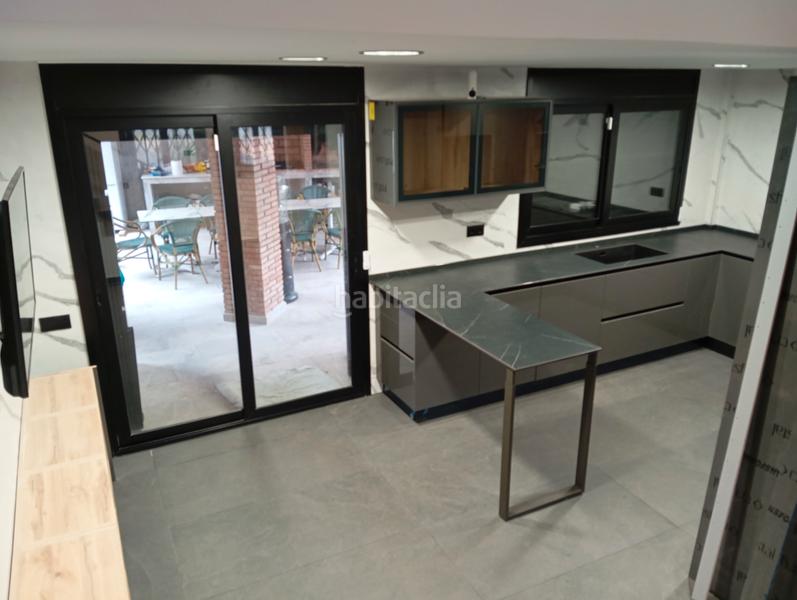 Foto d4cc341d-6b32-4377-9b1a-d9cd3b9bb241. Haus mit parking pool in Ciutat jardí Bonanova Calafell