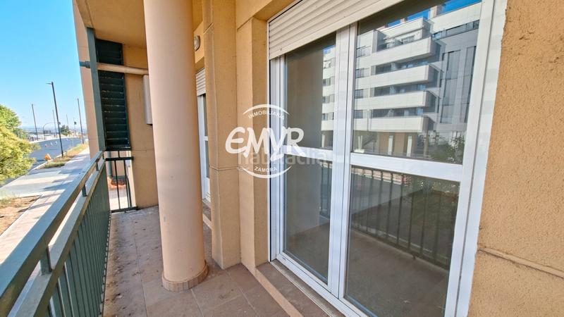 Foto 3e1c4310-8f14-4d33-b84c-7db9bc0b4a34. Appartement dans avenida de requejo 44 dans Los Bloques Zamora
