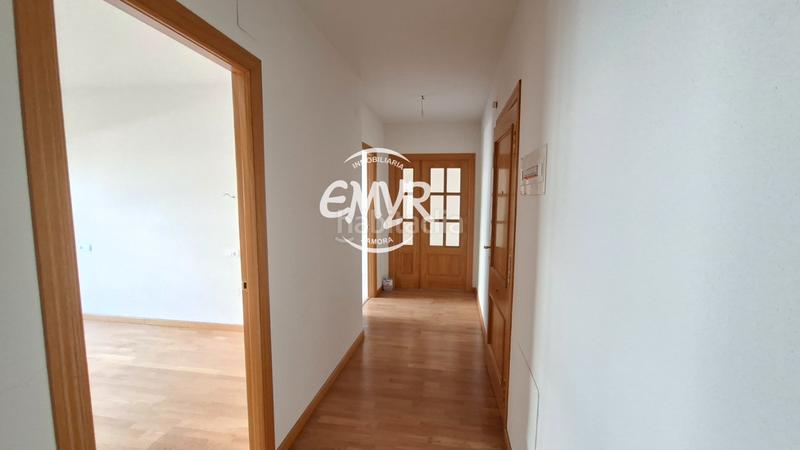Foto 4bc8d151-12c5-4e3d-9619-1f5ce9cb4ae3. Appartement dans avenida de requejo 44 dans Los Bloques Zamora