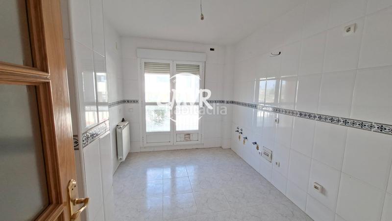 Foto 94bec199-d8e0-4a7f-af5e-73234ffad838. Appartement dans avenida de requejo 44 dans Los Bloques Zamora