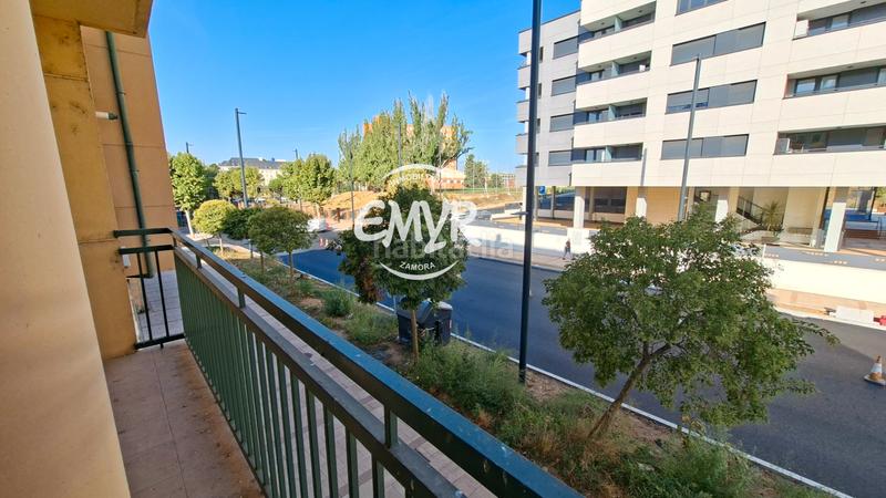Foto ecd8a35f-871c-40e7-9bcc-bf9fbf3d19d8. Appartement dans avenida de requejo 44 dans Los Bloques Zamora