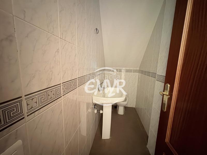 Foto 1a8c692d-98e1-4294-9229-75d3ff7fad2d. Zweistöckige wohnung in calle colón 31 in Los Bloques Zamora